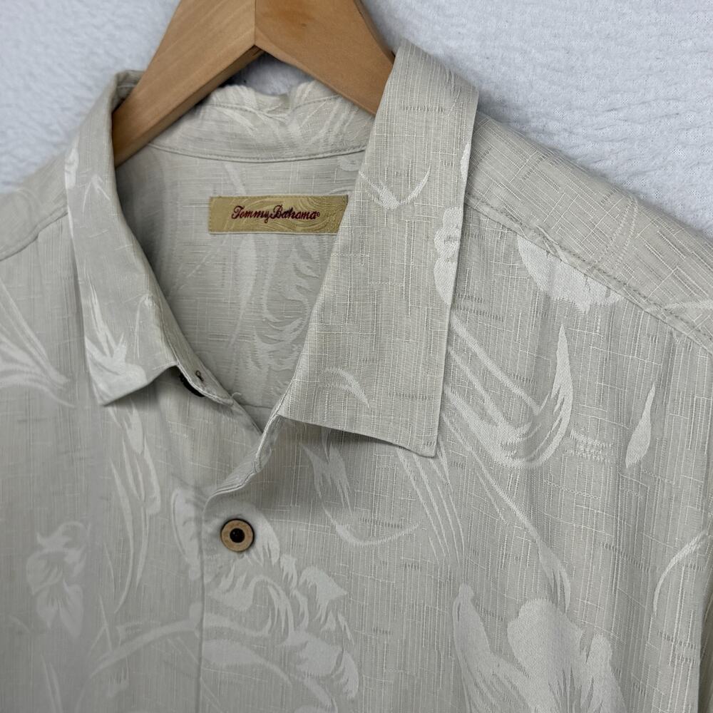 TOMMY BAHAMA Shirt Men XL Silk Jacquard Floral Button Up Hawaiian Camp Gray